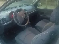 Usata Renault Clio 75 CV (55 kW) 2001 Grigio Berlina