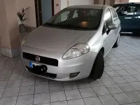 Usata Fiat Grande Punto 75 CV (55 kW) 2011 Grigio Utilitaria