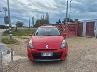 Usata Renault Clio II 75 CV (55 kW) 2009 Rosso Berlina