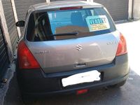 Usata Suzuki Swift 92 CV (67 kW) 2005 Grigio Utilitaria
