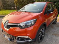 Usata Renault Captur Intens 90 CV (66 kW) 2017 Arancione SUV