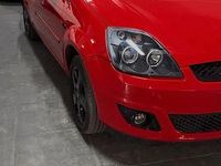 Usata Ford Fiesta 75 CV (55 kW) 2006 Berlina