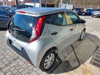 usata Toyota Aygo Aygo5p 1.0 x-play 72cv