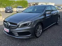 Usata Mercedes A180 Premium 109 CV (80 kW) 2014 Grigio Utilitaria