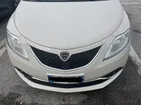 Usata Lancia Ypsilon 69 CV (50 kW) 2016 Utilitaria