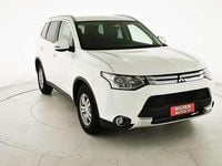 Usata Mitsubishi Outlander Instyle 150 CV (110 kW) 2015 Bianco SUV