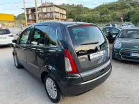 Usata Lancia Musa 90 CV (66 kW) 2008 Marrone Monovolume