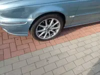 Usata Jaguar X-type 131 CV (96 kW) 2004 Bluazzurro Berlina