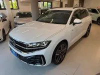 Usata VW Touareg R-line 231 CV (169 kW) 2024 Bianco oryx white perlato SUV