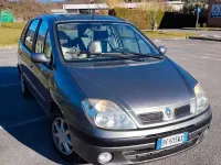 Usata Renault Scénic Authentique 102 CV (75 kW) 2001 Bluazzurro Monovolume