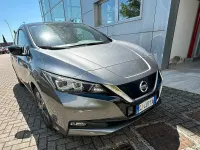 Usata Nissan Leaf N-Connecta 89 kW (122 CV) 2022 Grigio Utilitaria