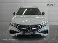 Usata Mercedes E220 Advanced 197 CV (144 kW) 2024 Grigio Station wagon