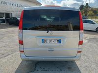 Begagnad Mercedes Viano 204 HK (150 kW) 2006 Silver Minibuss
