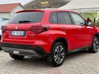 Second-hand Suzuki Vitara 102 CP (75 kW) 2023 Roșu SUV