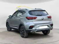 Usata MG ZS Luxury 106 CV (77 kW) 2024 Argento SUV