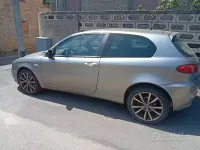 Usata Alfa Romeo 147 120 CV (88 kW) 2005 Grigio Utilitaria