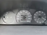Begagnad Fiat Punto 54 HK (39 kW) 1998 Röd Sedan