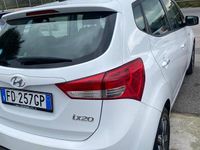 Usata Hyundai ix20 Xpossible 90 CV (66 kW) 2016 Bianco Utilitaria