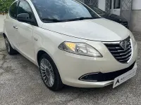 Usata Lancia Ypsilon S 95 CV (69 kW) 2012 Bianco Utilitaria