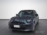 Nuova Mini Cooper Classic 114 kW (156 CV) 2026 Nero Utilitaria