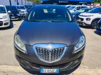 Usata Lancia Delta 120 CV (88 kW) 2010 Grigio Utilitaria