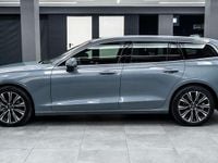 Usata Volvo V60 Plus 197 CV (144 kW) 2024 Grigio perlato metall Station wagon