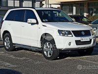 Usata Suzuki Grand Vitara 129 CV (94 kW) 2011 Bianco Station wagon