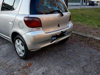 Usata Toyota Yaris 2001 Grigio Berlina