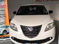 Usata Lancia Ypsilon Gold 95 CV (69 kW) 2012 Bianco Utilitaria