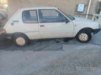 Usata Peugeot 205 44 CV (32 kW) 1989 Bianco Utilitaria