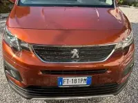 Usata Peugeot Rifter GT-line 131 CV (96 kW) 2019 Arancione Monovolume