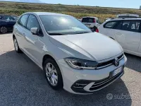 Usata VW Polo Style 95 CV (69 kW) 2022 Beige Utilitaria