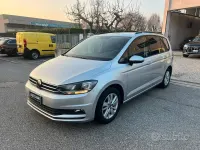 Usata VW Touran Business 150 CV (110 kW) 2021 Grigio Monovolume