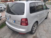 Usata VW Touran 150 CV (110 kW) 2010 Argento Monovolume