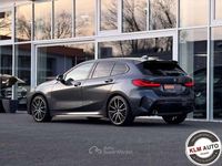 Usata BMW 118 M Sport 136 CV (100 kW) 2021 Grigio minerale Utilitaria