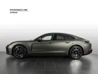 Usata Porsche Panamera 354 CV (260 kW) 2025 Verde Utilitaria