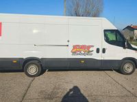 Usata Iveco Daily 126 CV (92 kW) 2016 Bianco Furgone