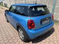 Usata Mini ONE 75 CV (55 kW) 2017 Blu/azzurro Utilitaria