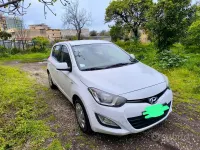 Usata Hyundai i20 75 CV (55 kW) 2014 Bianco Utilitaria