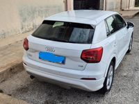 Usata Audi Q2 Design 116 CV (85 kW) 2017 Bianco SUV