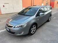 Używany Opel Astra Cosmo 115 KM (84 kW) 2011 Niebieski Kombi