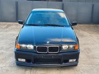 Usata BMW 318 Efficient Dynamics 140 CV (102 kW) 1994 Nero Berlina