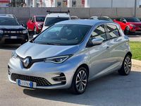 Usata Renault Zoe Intens 100 kW (136 CV) 2022 Grigio chiaro Utilitaria
