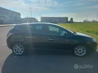 Usata Lancia Delta 120 CV (88 kW) 2011 Nero Utilitaria