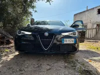 Usata Alfa Romeo Giulia 180 CV (132 kW) 2017 Nero Berlina