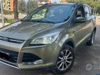 Usata Ford Kuga Titanium 150 CV (110 kW) 2015 Verde SUV