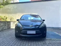 Usata Ford Fiesta 82 CV (60 kW) 2011 Nero Berlina