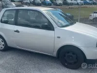 Usata Seat Arosa 50 CV (36 kW) 2003 Grigio Utilitaria