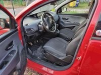 Usata Lancia Ypsilon Silver 69 CV (50 kW) 2016 Rosso Utilitaria