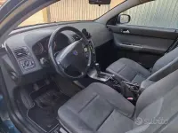Usata Volvo S40 125 CV (91 kW) 2007 Bluazzurro Berlina